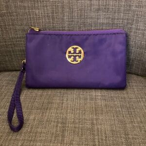 Tory Burch Purple Nylon Wristlet Wallet with Signature Logos NWOT MSRP $188